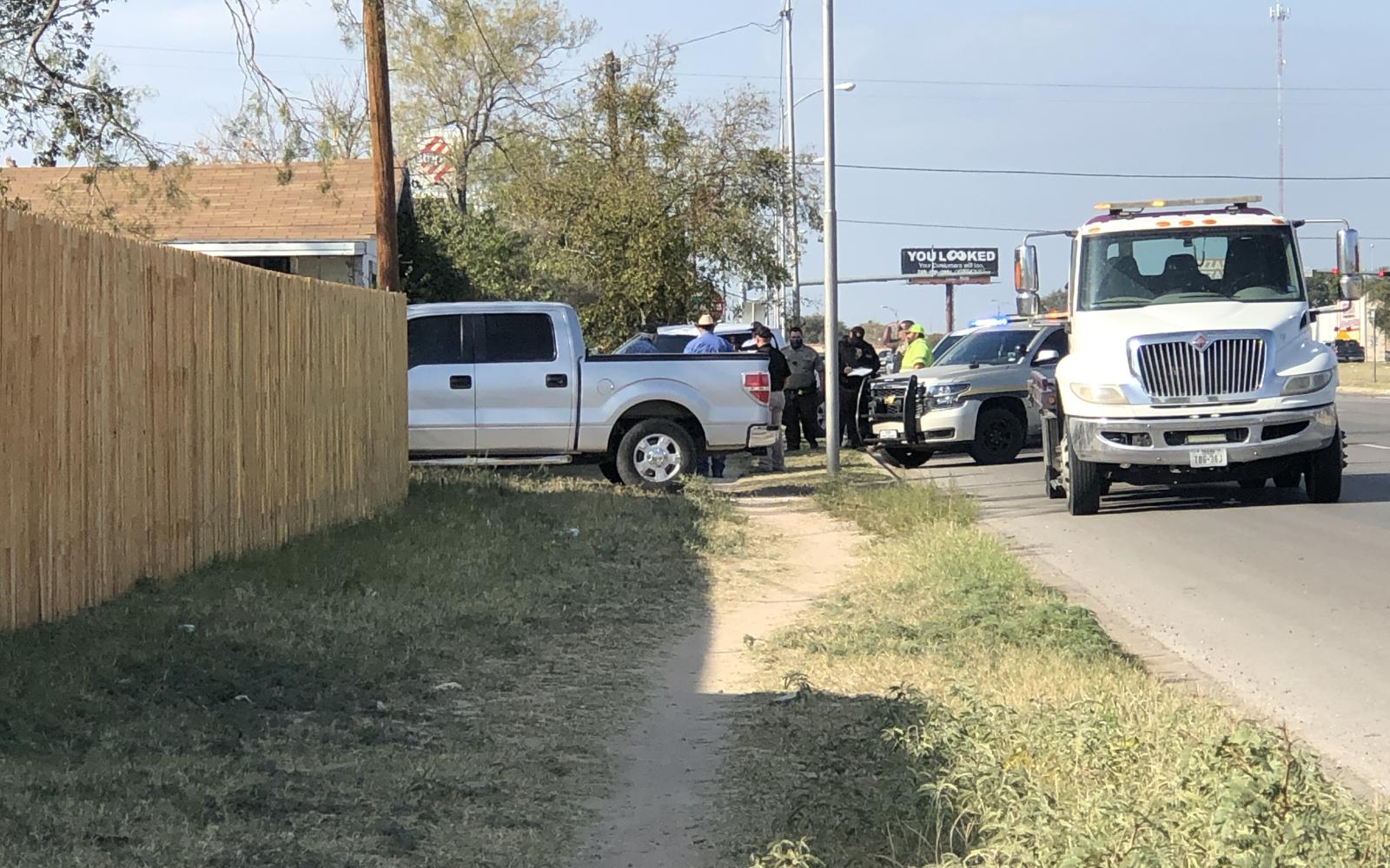 Suspect Apprehended After Crashing Into House (Live Photo / Sonia RM)