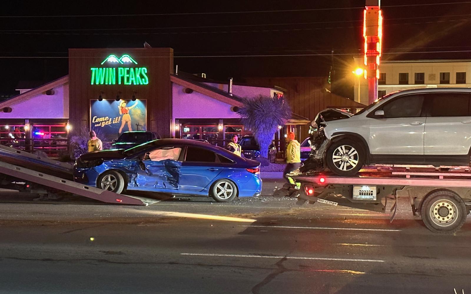 SAN ANGELO, TX — A crash closed down most of the lanes on Knickerbocker Rd. At S. Jackson St. in front of Twin Peaks Friday evening.