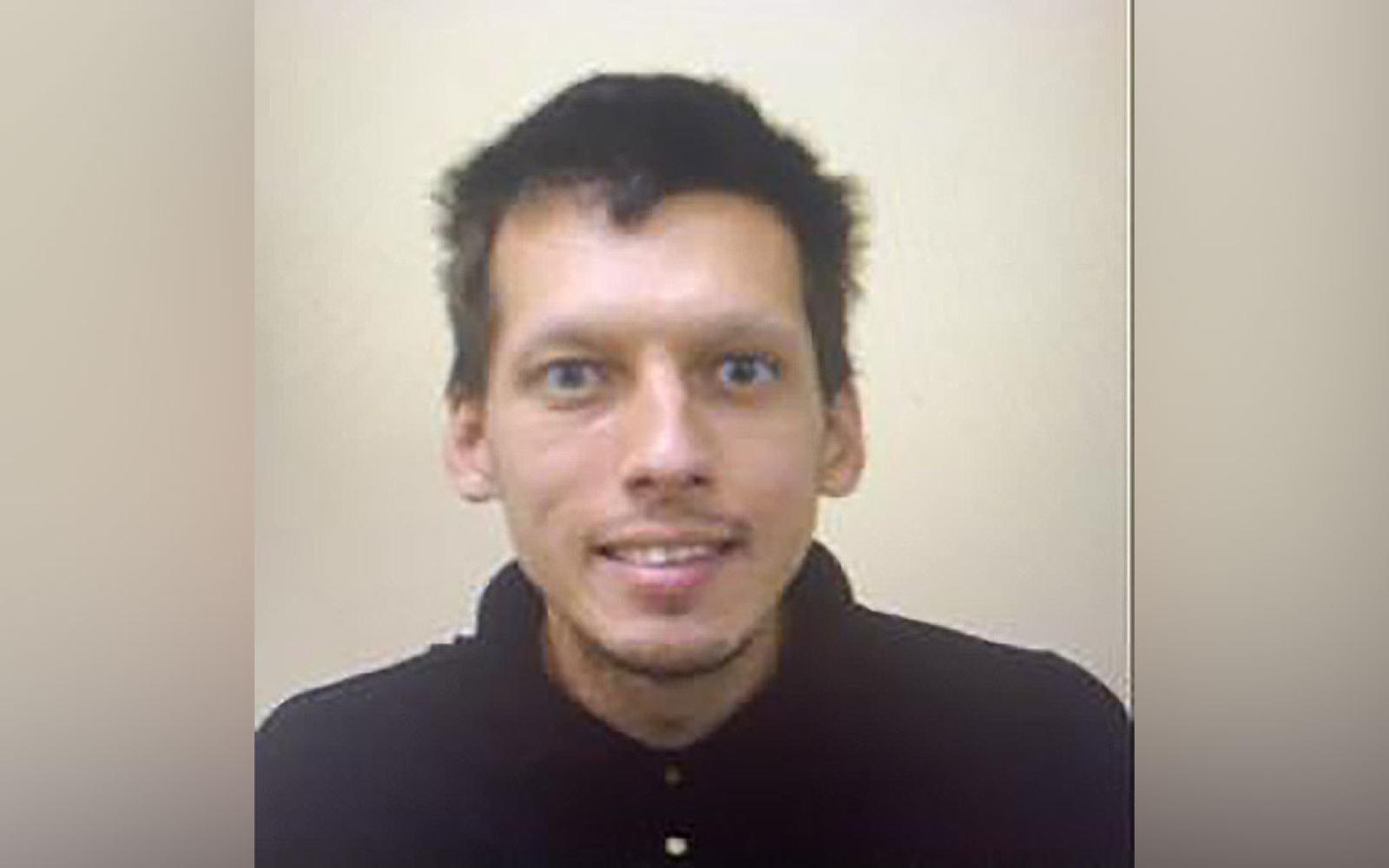 Van Smith, 34, male, white