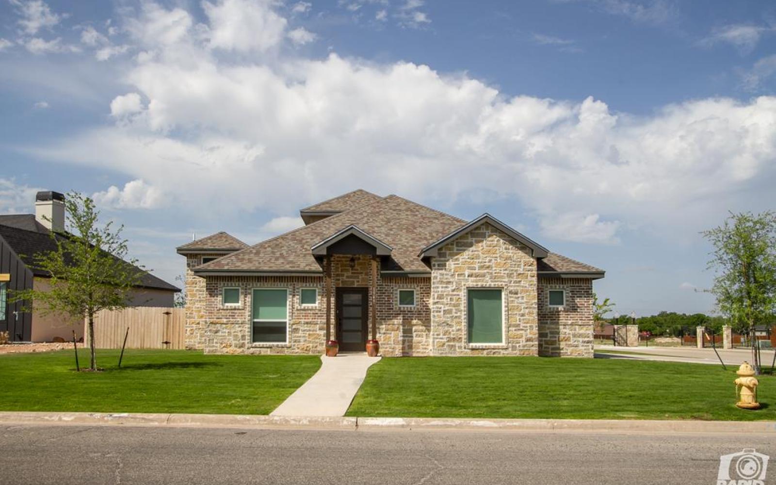 Affordable in Bentwood for Large Family