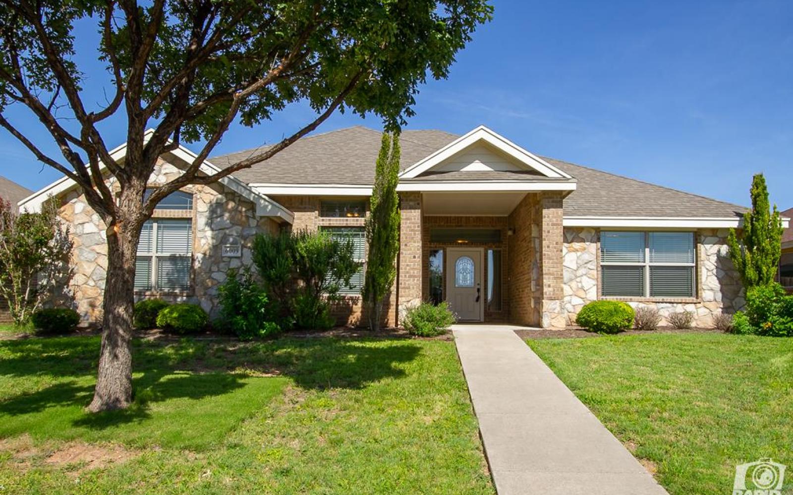 This 4 bed 2 bath has an open floor plan and a large lot. You will love the open kitchen living setup! Excellent location that's close to Lake Nasworthy and within walking distance of Lamar Elementary. Check out the pictures and Facebook video and see for yourself!  6009 San Saba is a 4/2 with 2005 sf listed for $375,000 by Benjamin Beaver.