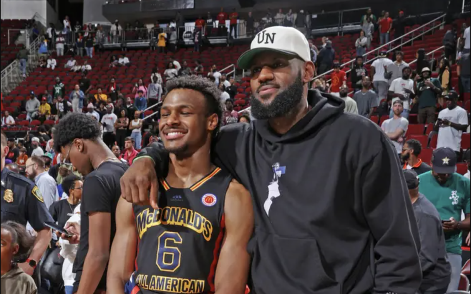 Lebron James (right) and his son Bronny James (left)