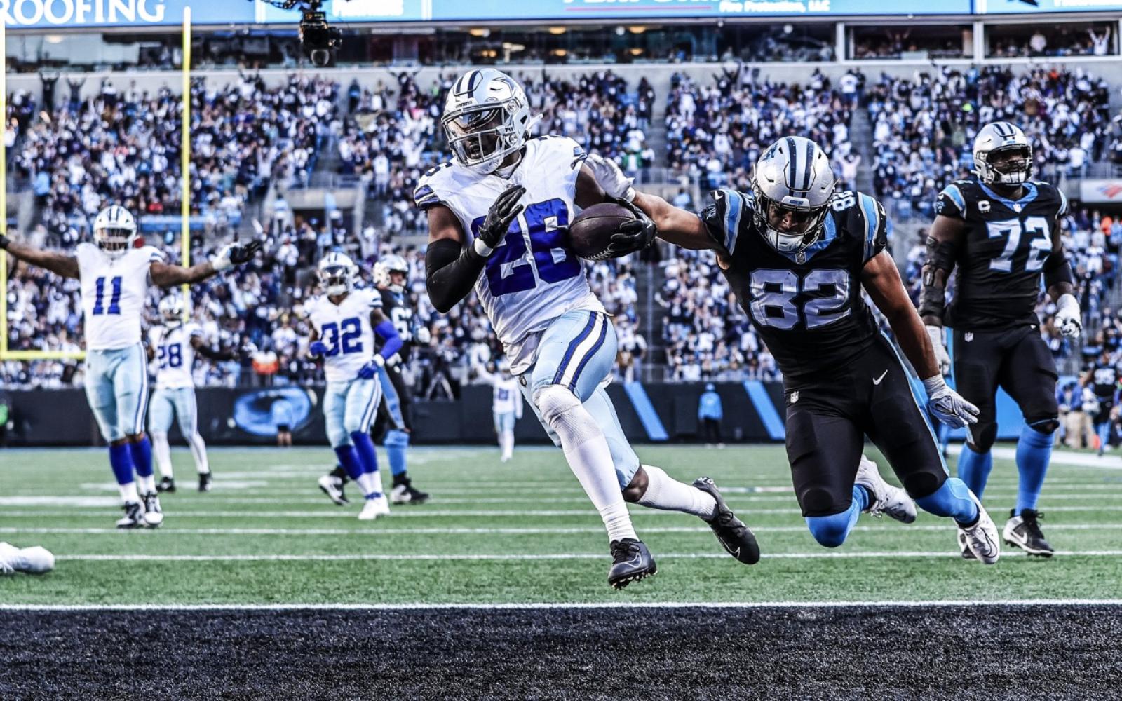 Dallas Cowboys DaRon Bland with a Pick Six against the Panthers