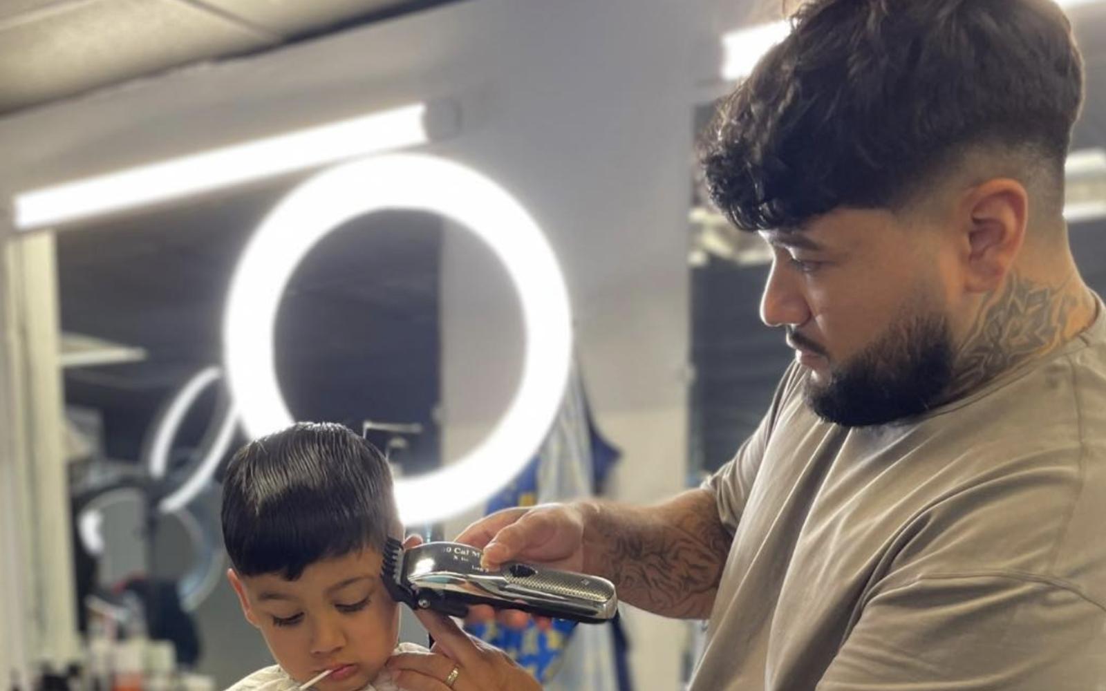 Steven Bueno Barber