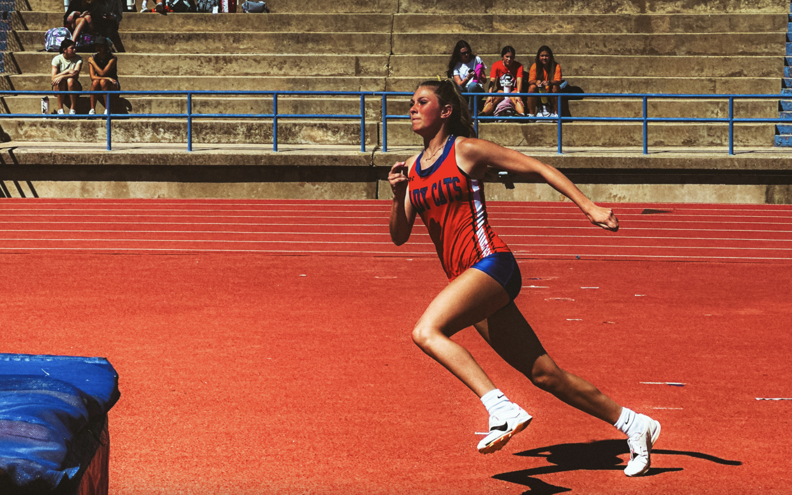 Central Lady Cats Sydney Crooks