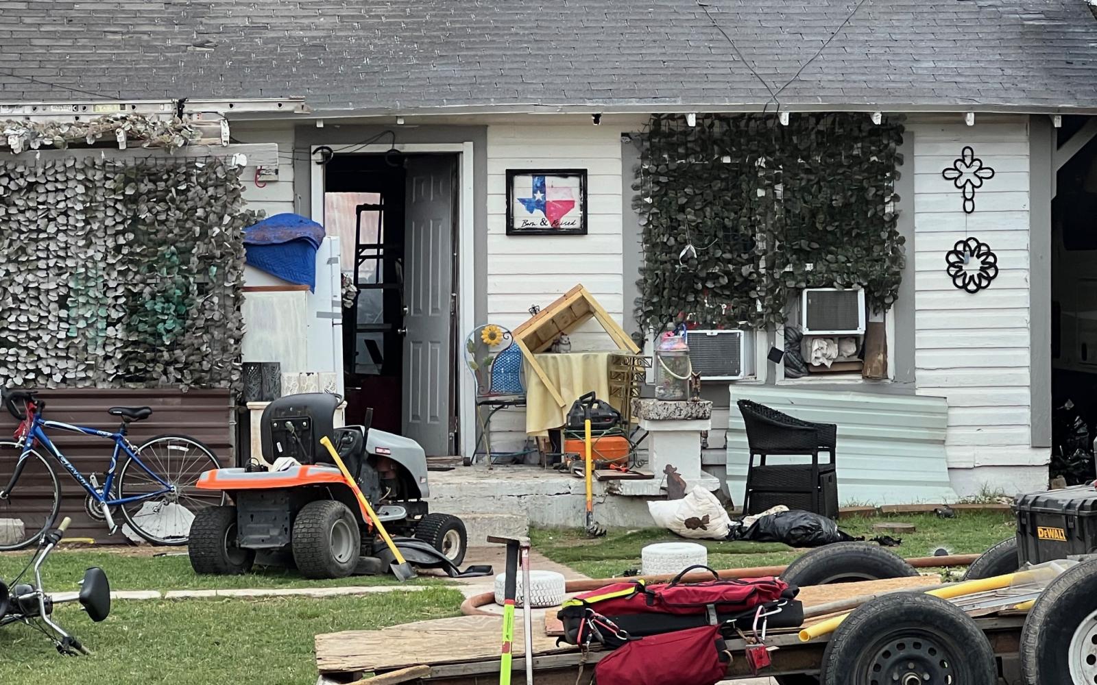 Porter St. Fire 5.1.24 (LIVE! PHOTO Yantis Green)