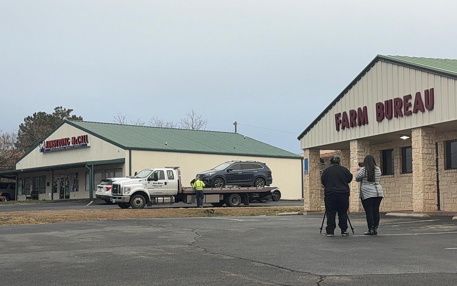 Chase of Suspect Ends in Dramatic Hotel Room Arrest