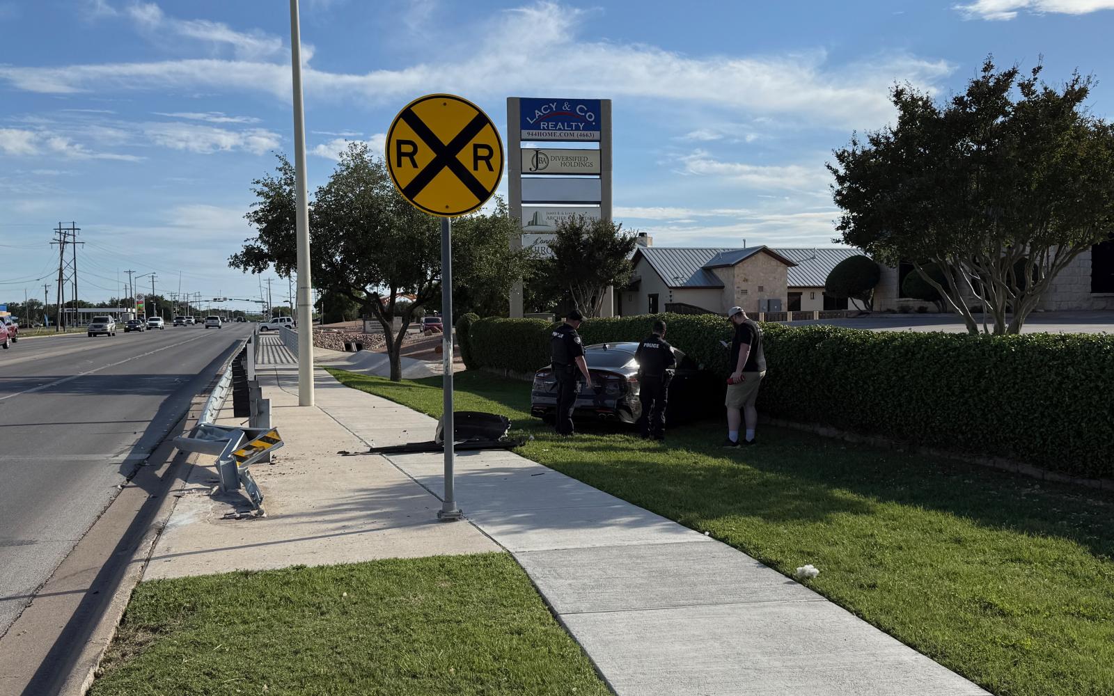 Hyundai SUV Crashes the Party, Parks Two Sedans on Front Lawns as Ornaments