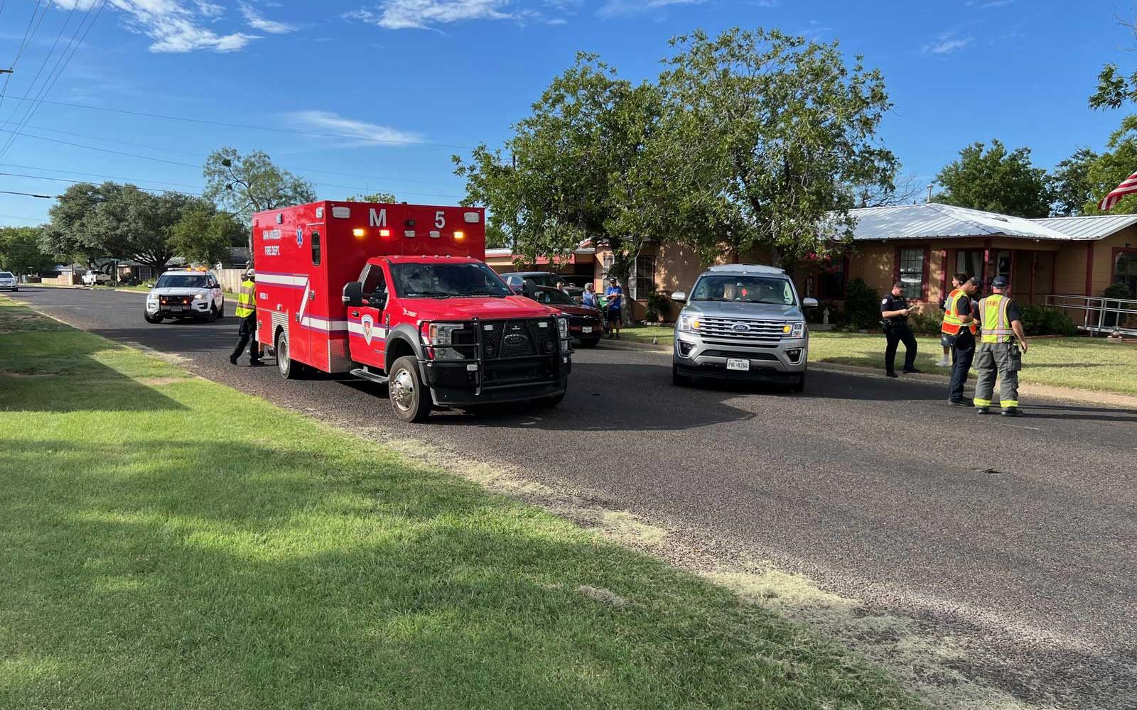 Hood Rat's Ratchet Ride Loses Its Grill in Epic SUV Smackdown