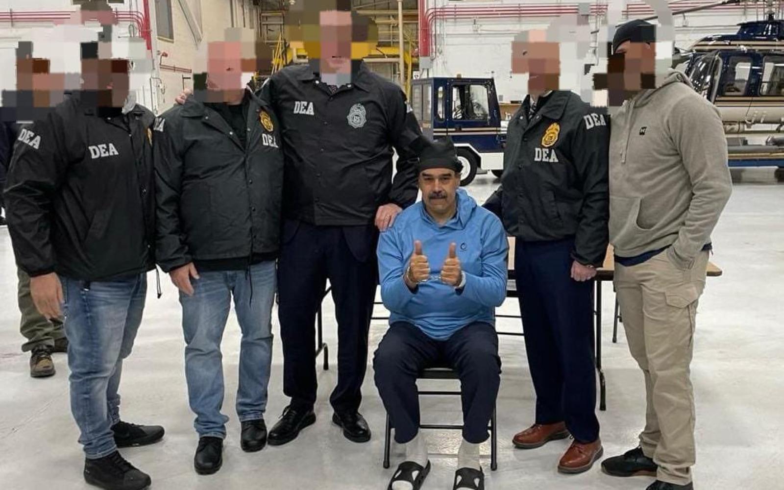 First pictures have been released of Former Venezuelan President Nicolás Maduro on arrival earlier tonight at New York Stewart International Airport.