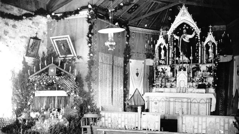 Early 1900s Interior of 1899 church. Note the statue of Sacred Heart (Jesus). Early 1900s Interior of 1899 church. Note the statue of Sacred Heart (Jesus).