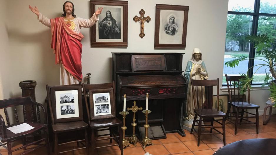 Retained items from the original alter of the 1899 church. Retained items from the original alter of the 1899 church.