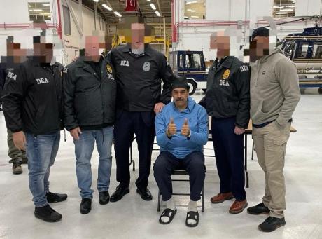 First pictures have been released of Former Venezuelan President Nicolás Maduro on arrival earlier tonight at New York Stewart International Airport.