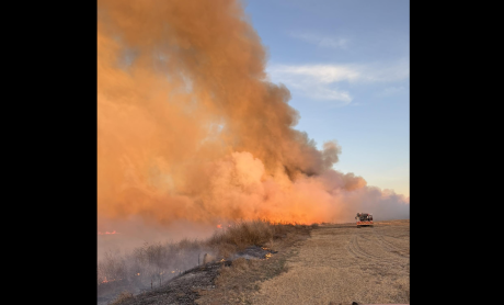 Wildfires that have raged across Kansas and the panhandles of Texas and Oklahoma have burned more than 300,000 acres this week.