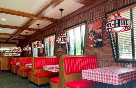 Retro-themed Pizza Hut locations are being introduced around the nation, including 28 in Texas.