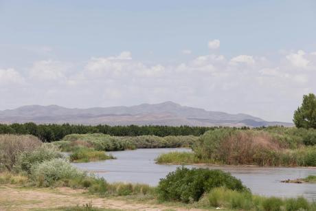 The U.S. Supreme Court has approved a settlement package designed to lend a long-running dispute over management of the Rio Grande.