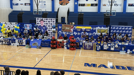 Lake View Chiefs and a Chiefette Sign with Colleges to continue their athletic careers at the next level.