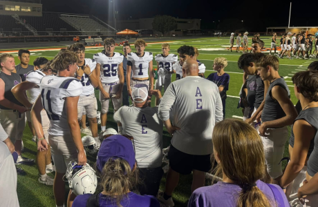 The Irion County Hornets on the field in Robert Lee