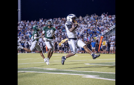 North Crowley runs for a touchdown against Waxahachie during the 2026 football season.