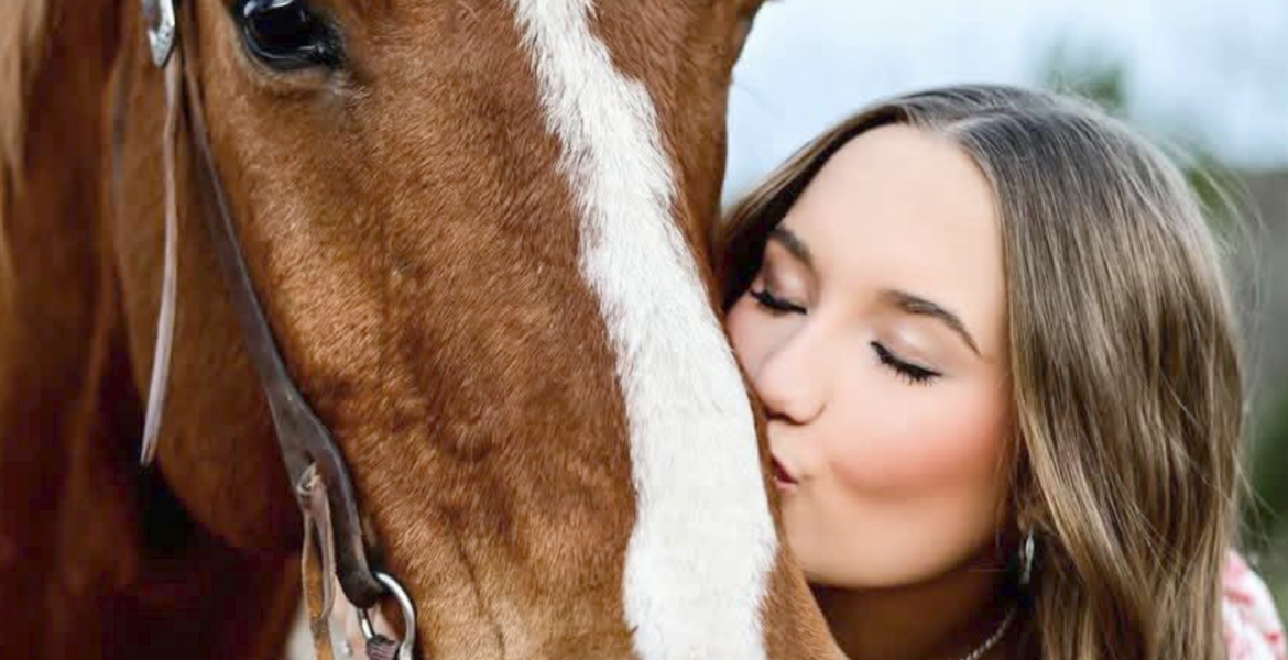 Halli Gest and her horse