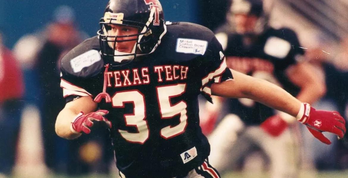Zach Thomas was a two-time All-American at Texas Tech.