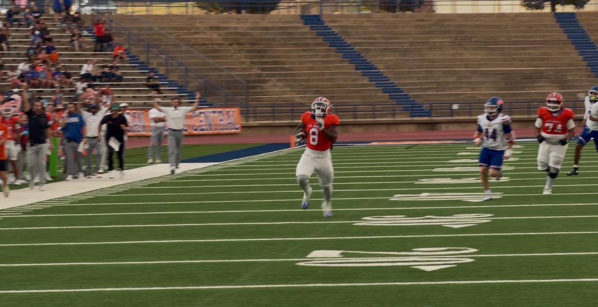 Football player runs the ball?