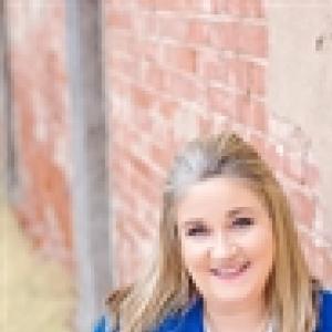 Profile picture for user LauraBethCalvert